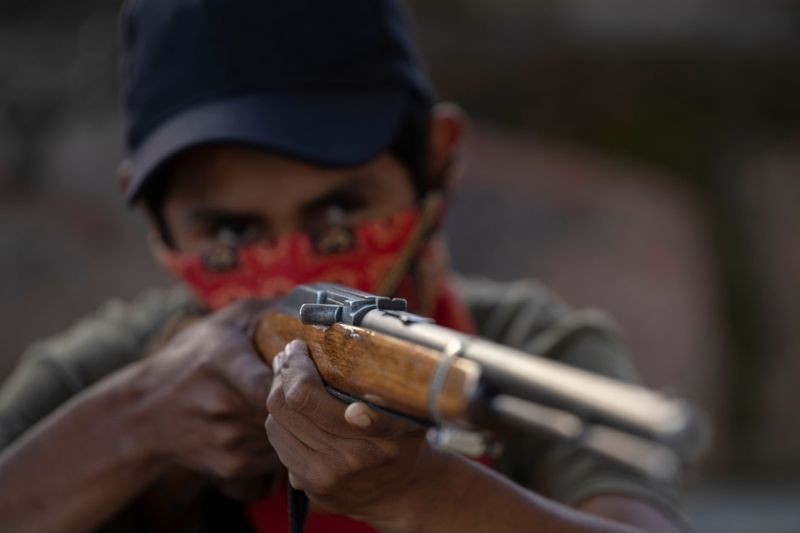 mexican children take guns for fight against drug gangs