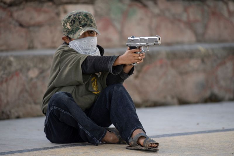mexican children take guns for fight against drug gangs