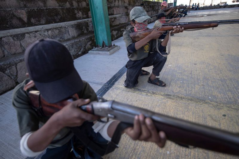 mexican children take guns for fight against drug gangs