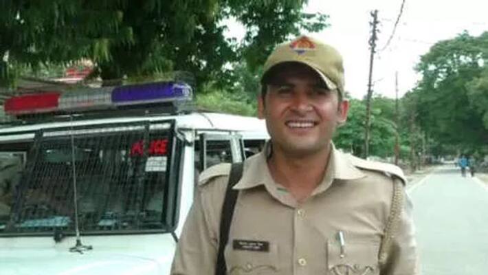 success story of vishal kumar singh the up constable who cleared civil service success story of vishal kumar singh the up constable who cleared civil service