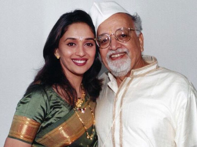 Madhuri Dixit married a US-based doctor Dr Shriram Nene in the year 1999, and owns a mangalsutra worth Rs 8.5 lakh.