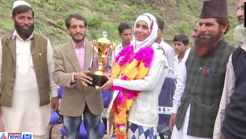 पहले प्रयास में मिली असफलता
रेहाना ने यूपीएससी की तैयारी शुरू करने के बाद पहला प्रयास किया, जिसमें होने पर असफलता मिली। काफी प्रेशर की वजह से उनका प्री एग्जाम भी पास नहीं हो पाया। हालांकि वे निराश नहीं हुईं और दूसरी बार और मेहनत करके परीक्षा दी। दूसरी बार वे प्री परीक्षा पास कर गईं।