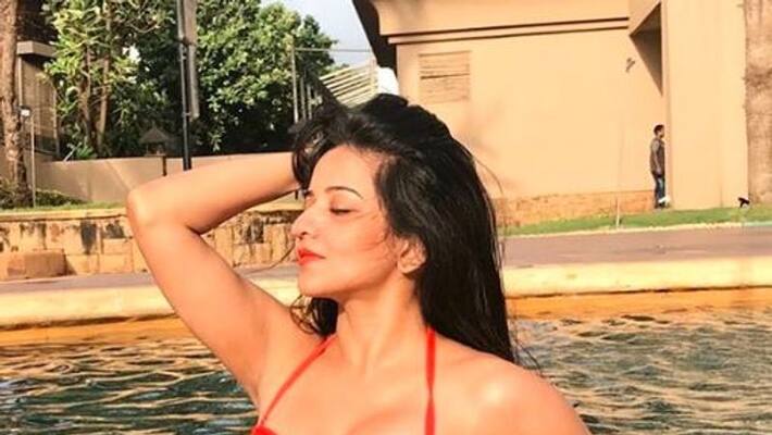 Monalisa's dance video goes viral on social media Monalisa's dance video goes viral on social media