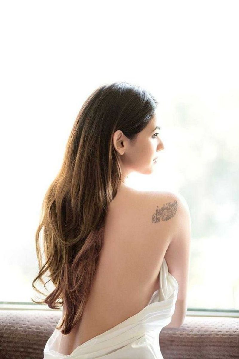 Some jaw dropping images of Sonal Chauhan