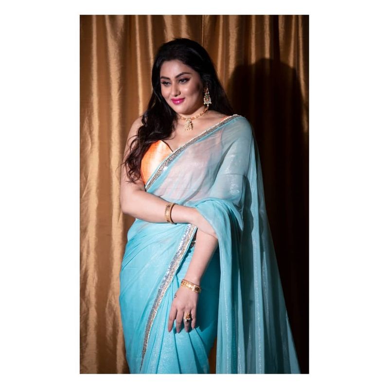 heroine Namitha saree photos from instagram