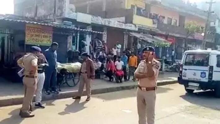 woman kills husband in front of their four children woman kills husband in front of their four children