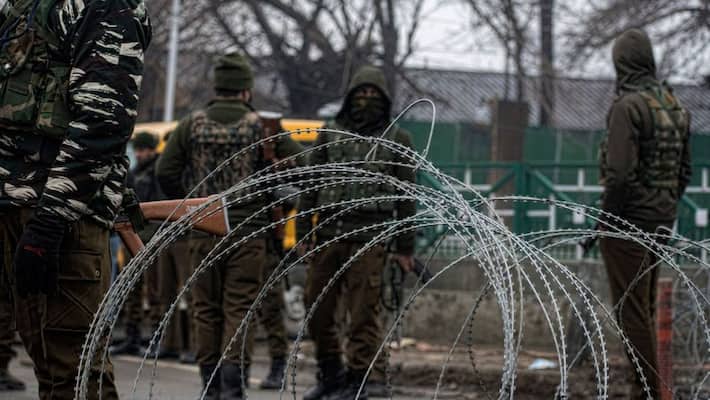 encounter in kashmir, terrorists killed in Jammu Srinagar highway KPP encounter in kashmir, terrorists killed in Jammu Srinagar highway KPP