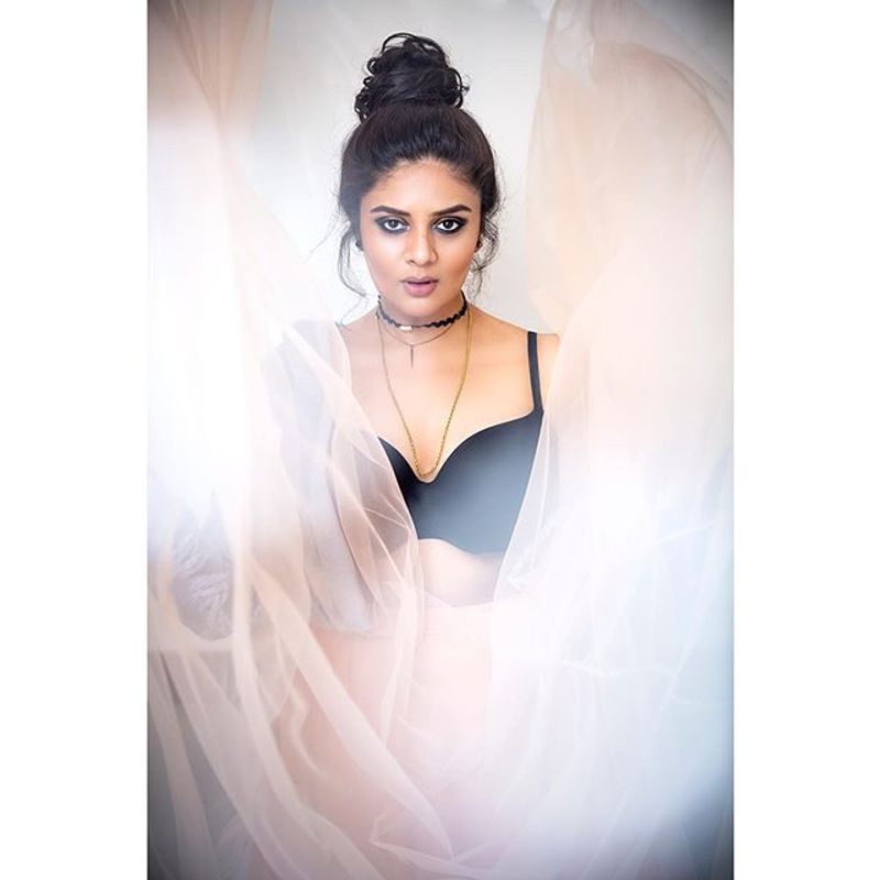 (Courtesy__Instagram) శ్రీముఖి హాట్ ఫోటో గ్యాలరీ