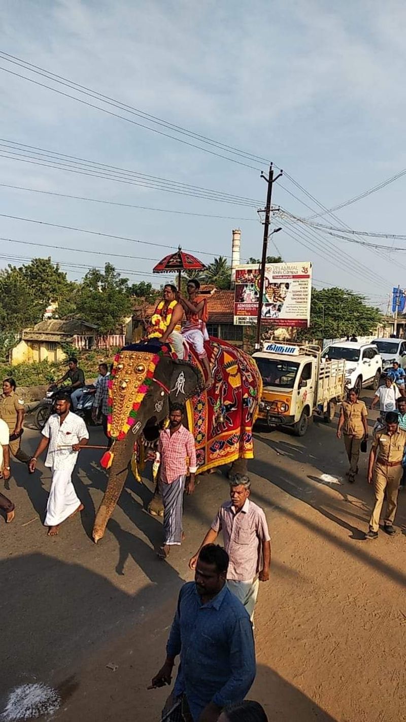 tanjore temple kumbabishekam photos goes viral