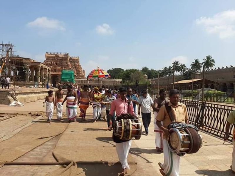 tanjore temple kumbabishekam photos goes viral
