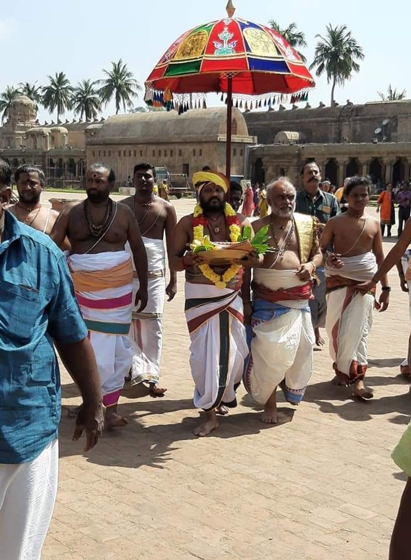 tanjore temple kumbabishekam photos goes viral