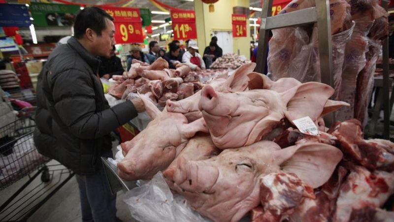chinese main coronavirus eating food