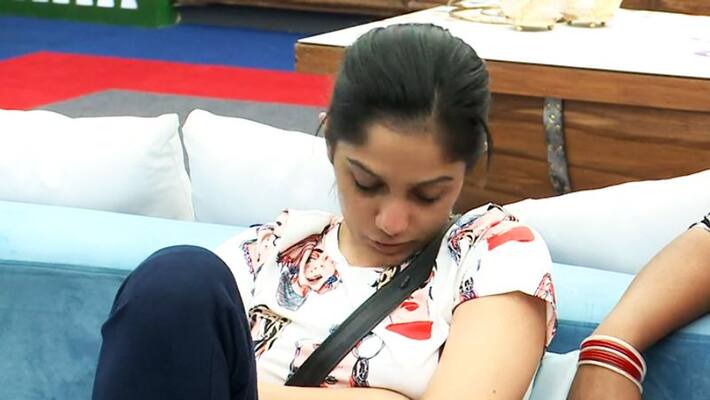 relationships in bigg boss is getting shattered says arya relationships in bigg boss is getting shattered says arya