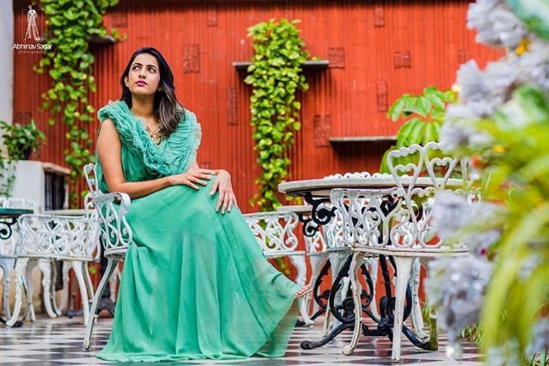 Heroine Niharika konidela latest hot photos
