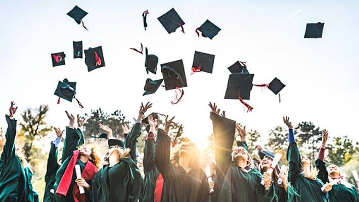 Independence Day 2022 Azaadi Ke 75 Saal How much has india education system changed stb Independence Day 2022 Azaadi Ke 75 Saal How much has india education system changed stb