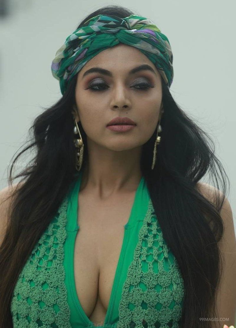 sanam shetty