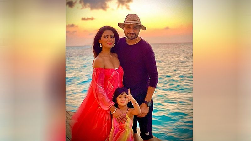 Lets know about romantic love story of Harbhajan Singh and Geeta Basra spb