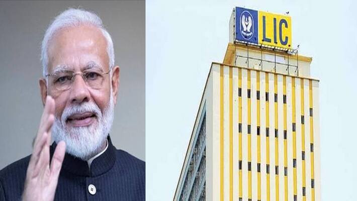 Govt's plan for partial divestment in LIC met with opposition from employees' union Govt's plan for partial divestment in LIC met with opposition from employees' union