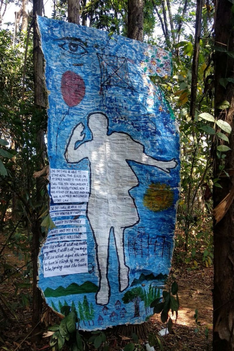 പട്ടാമ്പി ഗവ. സംസ്കൃത കോളജില് നടന്ന കവിതയുടെ കാര്ണിവലിനോടനുബന്ധിച്ച് നടന്ന പോയട്രി ഇന്സ്റ്റലേഷനില്നിന്ന്.