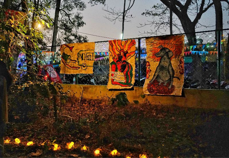 പട്ടാമ്പി ഗവ. സംസ്കൃത കോളജില് നടന്ന കവിതയുടെ കാര്ണിവലിനോടനുബന്ധിച്ച് നടന്ന പോയട്രി ഇന്സ്റ്റലേഷനില്നിന്ന്.