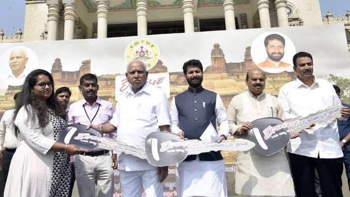 450 tourist taxi distribution for Karnataka unemployed youths Says BSY 450 tourist taxi distribution for Karnataka unemployed youths Says BSY