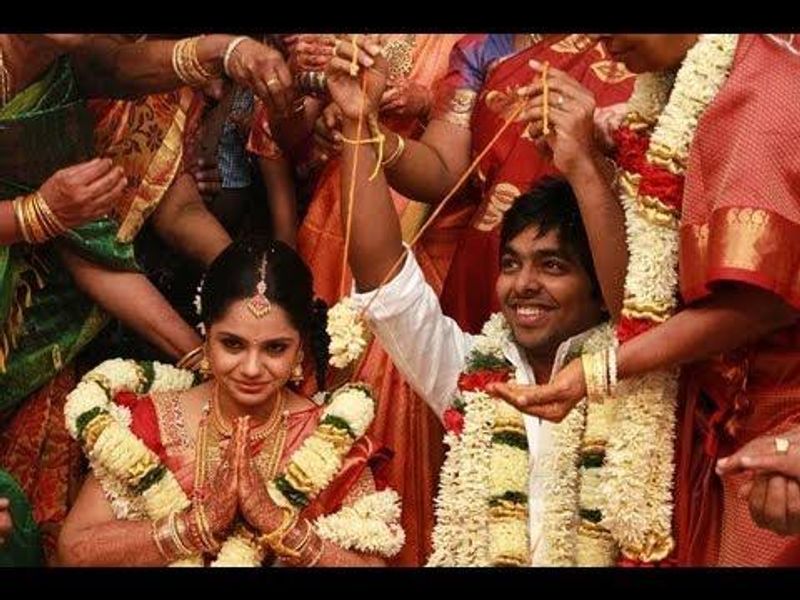gv prakash and sainthavi marri