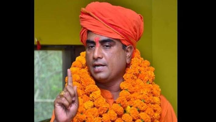 Hindu Mahasabha organizes govt party to suppress corona Hindu Mahasabha organizes govt party to suppress corona