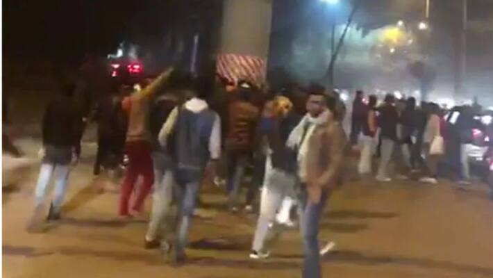 Firing At Delhi's Jamia University Amid Anti-CAA Protest, Third In 4 Days Firing At Delhi's Jamia University Amid Anti-CAA Protest, Third In 4 Days