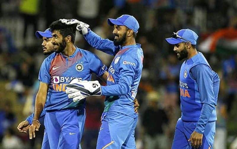 captain kohli feels fortunate to watch his players handling pressure from outside
