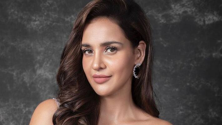 Actress Aisha Sharma Over Take His Sister Neha Sharma In Over Glamour Photo Actress Aisha Sharma Over Take His Sister Neha Sharma In Over Glamour Photo