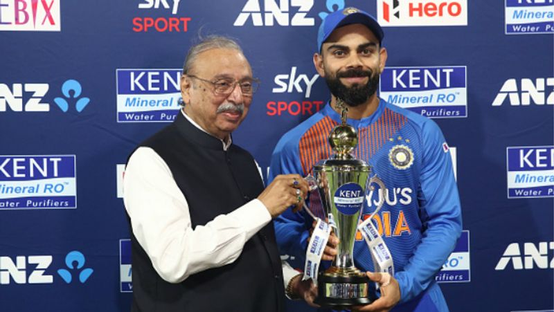 Shame on BCCI, Team India fans trending in Twitter after Virat Kohli sacked, Kane Williamson