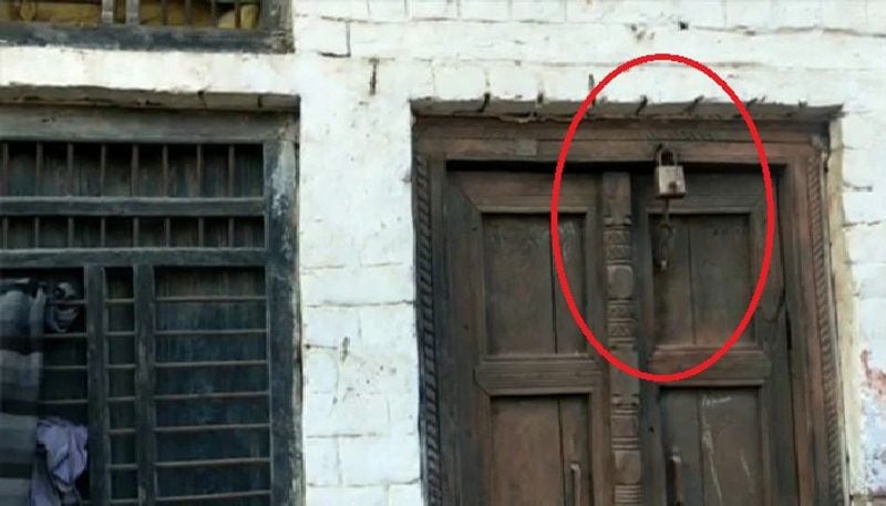 इसी तरह निरम पाल सिंह जादौन ने कहा कि हम पर बार-बार झूठे एसटी एक्ट के मुकदमे लगाए गए हैं। यह लोग परेशान करते हैं। हमारे ऊपर 2017 और फिर 2010 में मुकदमे दर्ज किए गए। हमारे परिवार के बच्चों पर ही मुकदमे दर्ज हुए। पूरे गांव के समाज के लोगों ने लिख रखा है कि यह मकान बिकाऊ है।