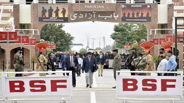 200 Pakistani Hindus cress Attari-Wagah border 200 Pakistani Hindus cress Attari-Wagah border