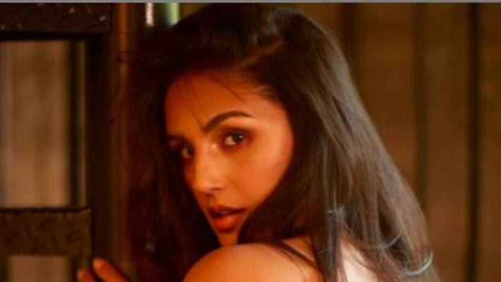 Kala Actress Huma Qureshi Shocked with Her Electricity Bill Do you know how much? Kala Actress Huma Qureshi Shocked with Her Electricity Bill Do you know how much?