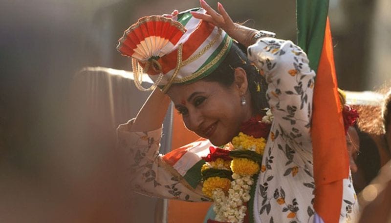 ২০১৯-এ লোকসভা নির্বাচনেও দাঁড়িয়ে ছিলেন অভিনেত্রী। এখন অভিনয় থেকে সরে বেশ কিছু এনজিও-র সঙ্গে যুক্ত হয়েছেন উর্মিলা।