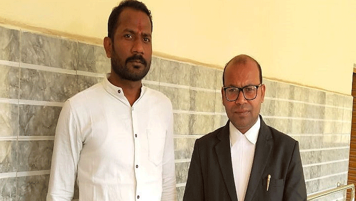 narendra yadav fought election sarpanch while staying in raipur jail of chhattisgarh kpr narendra yadav fought election sarpanch while staying in raipur jail of chhattisgarh kpr