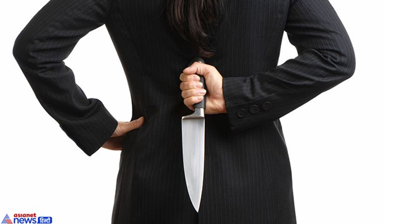 german man cuts off his genitals and throw it away