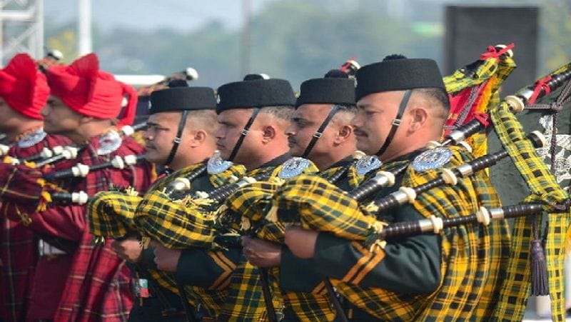 8 फरवरी की सुबह 9.55 बजे एक्सपो स्थल रक्षामंत्री राजनाथ सिंह, डिफेंस इंडस्ट्री से जुड़े इंडस्ट्री लीडर्स से मुलाकात करेंगे। कम्पनियों से जुड़े स्टॉल्स भी देखेंगे। शाम 4 बजे डिफेंस एक्सपो का समापन समारोह होगा।
