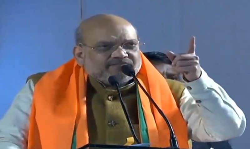 Amit Shah takes unruly crowd to task instructs them not to shout Goli maaro during campaigning