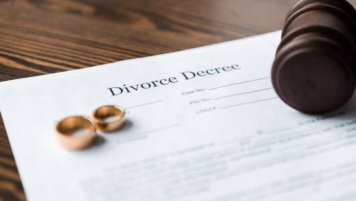 Woman files for divorce in UAE as husband cant afford wedding party after two years Woman files for divorce in UAE as husband cant afford wedding party after two years