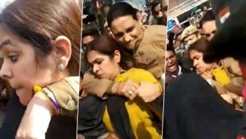burkhaclad woman, with hidden camera, caught by protestors in shaheenbagh, police comes for rescue