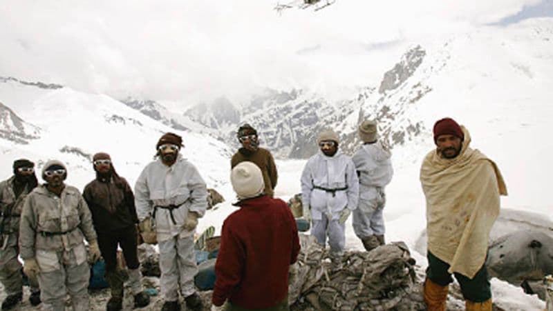 रक्षा मंत्रालय ने पिछले साल कैग को बताया था कि बजट की मजबूरी के चलते खरीदारी कम रखनी पड़ी थी। न्यूज एजेंसी पीटीआई इनपुट के साथ एशियानेट हिंदी न्यूज डेस्क