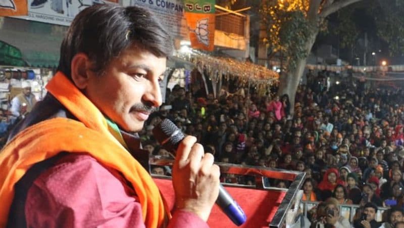 दिल्ली में विधानसभा की कुल 70 सीटें हैं। मनोज तिवारी के नेतृत्व में चुनाव लड़ा जा रहा है।