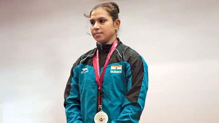 Rakhi won the gold medal by lifting 210 kg, the second-ranked Chandigarh player lifted 200 kg kpm Rakhi won the gold medal by lifting 210 kg, the second-ranked Chandigarh player lifted 200 kg kpm