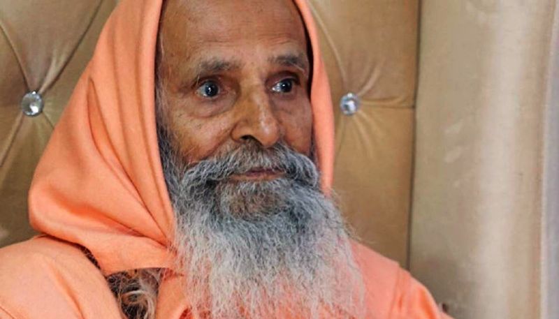 অযোধ্যা রাজ পরিবারের বংশধর বিমলেন্দু মোহন প্রতাপ মিশ্র ও ওই একই পরিবারের সদস্য তথা অযোধ্যার বিশিষ্ট হোমিওপ্যাথি চিকিৎসক ডাক্তার অনিল মিশ্র
