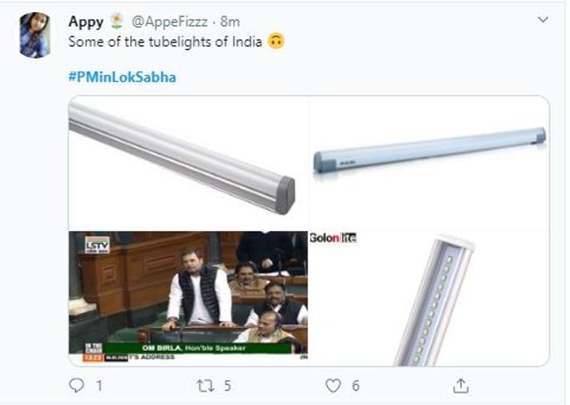 पीएम मोदी ने इशारों-इशारों में ही राहुल गांधी पर निशाना साधा। इस दौरान मोदी ने कहा, ट्यूबलाईट ठोड़ी देर से जलती है। जिसके बाद अप्पी नामक ट्वीटर यूजर ने ट्यूबलाईट के साथ राहुल गांधी की तस्वीर शेयर की।