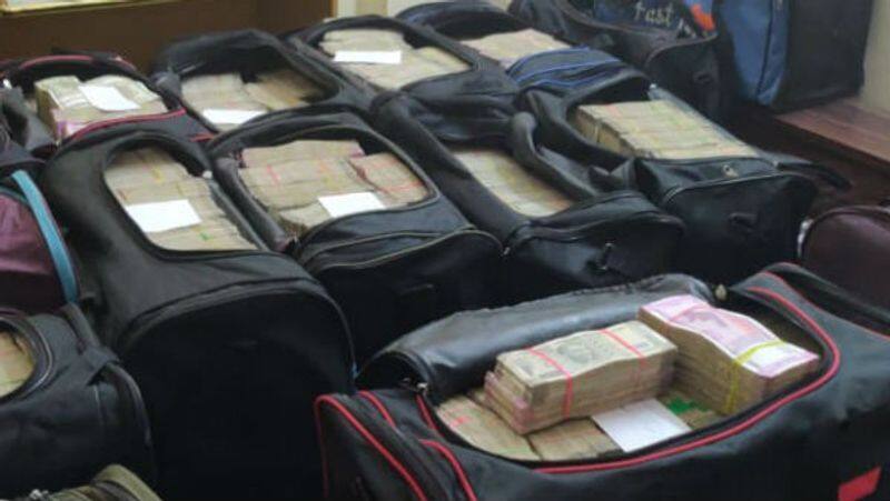 RS 77 Crore and important Documents seized From Bigil Financier Anbuchezhian Home and office