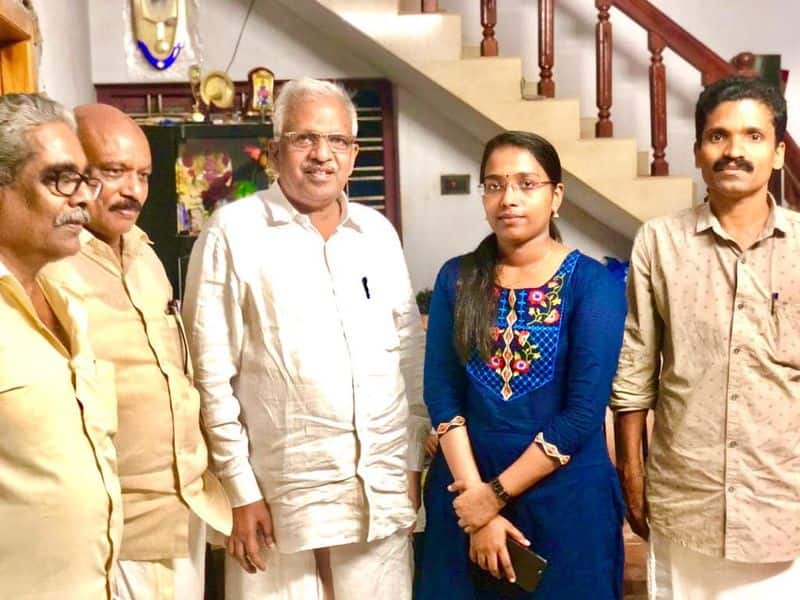 P Jayarajan visited kannur bomb blast victim asna
