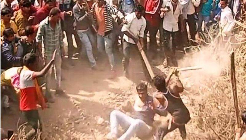 Mob Lynching amid Covid 19 Lock down, why did the  crowd beat three travelers to death in Palghar