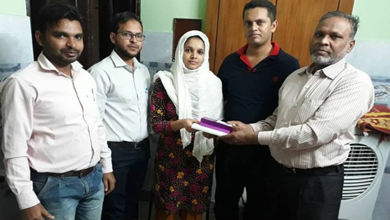 अंजुम की पढ़ाई मुजफ्फरनगर में ही पूरी हुई। डीएवी कालेज से लॉ करने के बाद अंजुम ने शहर के ही कमल क्लासेज में कोचिंग शुरू कर दी। कोचिंग अंजुम के घर के नजदीक थी।अंजुम अपने कोचिंग की सबसे अच्छी स्टूडेंट थी। अंजुम के टीचर उसके भाइयों से हमेशा अंजुम की तारीफ़ करते थे। अंजुम के भाई दिलशाद बताते हैं कि लोग कहते थे कि दिल्ली या बड़े शहरों में कोचिंग करने वाले बच्चे ज्यादातर सिलेक्ट होते हैं। लेकिन अंजुम हमेशा अपने घर में यही कहती थी कि मुझे पूरा भरोसा है और मै यहीं पढ़ कर सिविल एग्जाम क्रैक करूंगी।